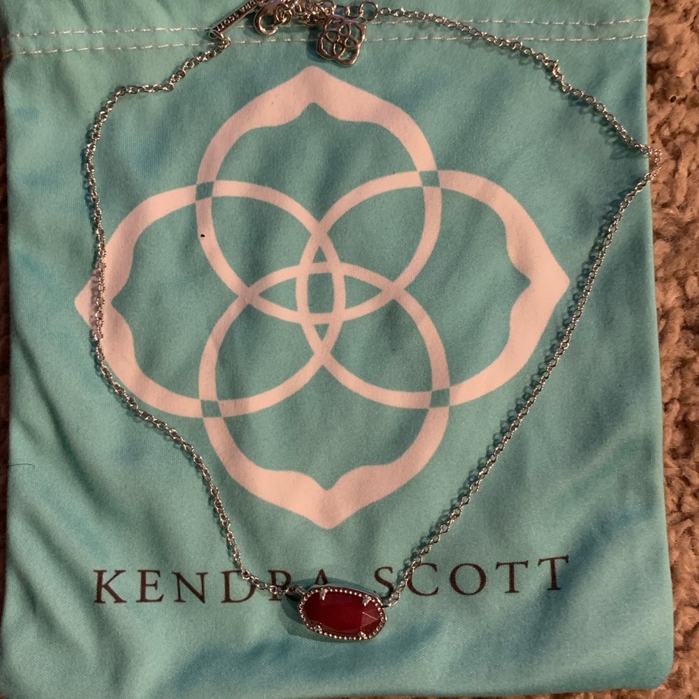 Kendra Scott burgundy necklace